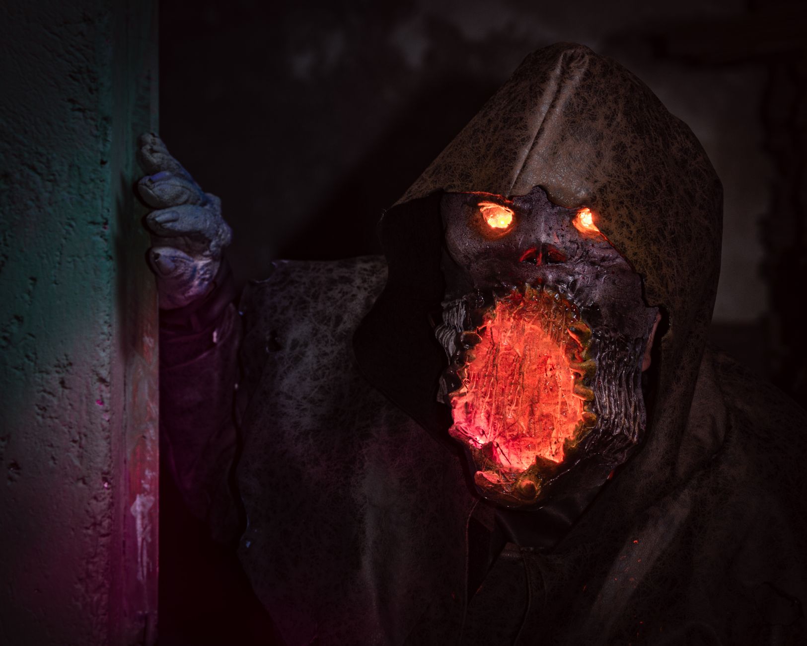 Resident Evil oynama sırası: survival horror atmosferinde canavar